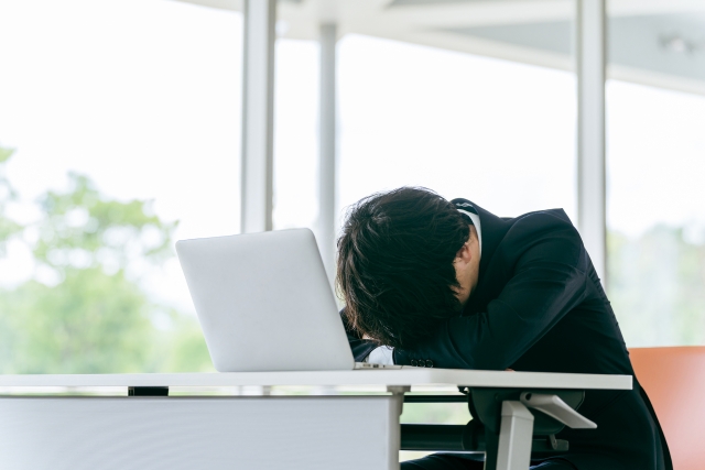 天気痛で痛みが出たら寝た方がよい?